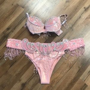 FESTIVAL 3 PIECE